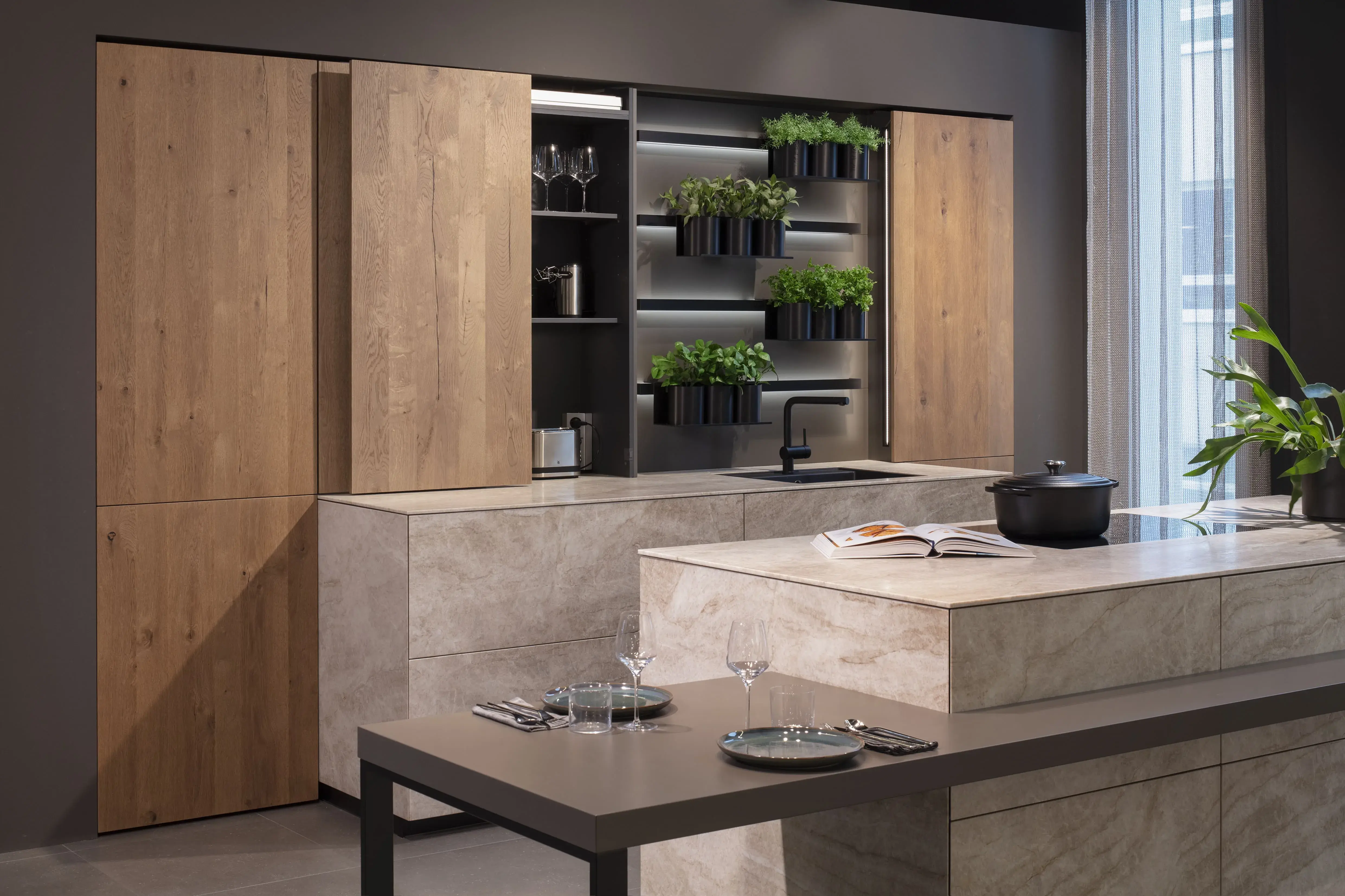 LEICHT Manhattan-Madero Natursteinfront, integrierte Tischplatte